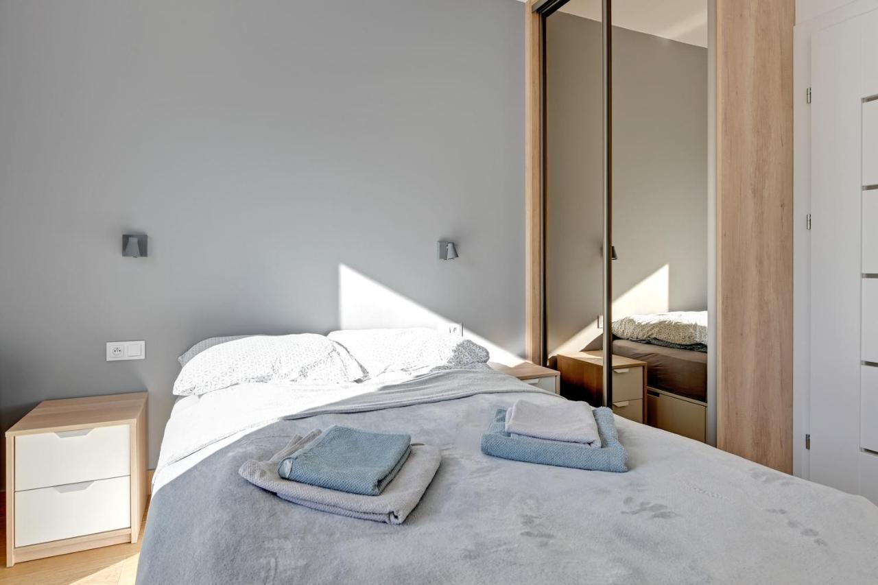Holiday Apartment Near The Sea - Free Private Parking Gdansk Exterior photo
